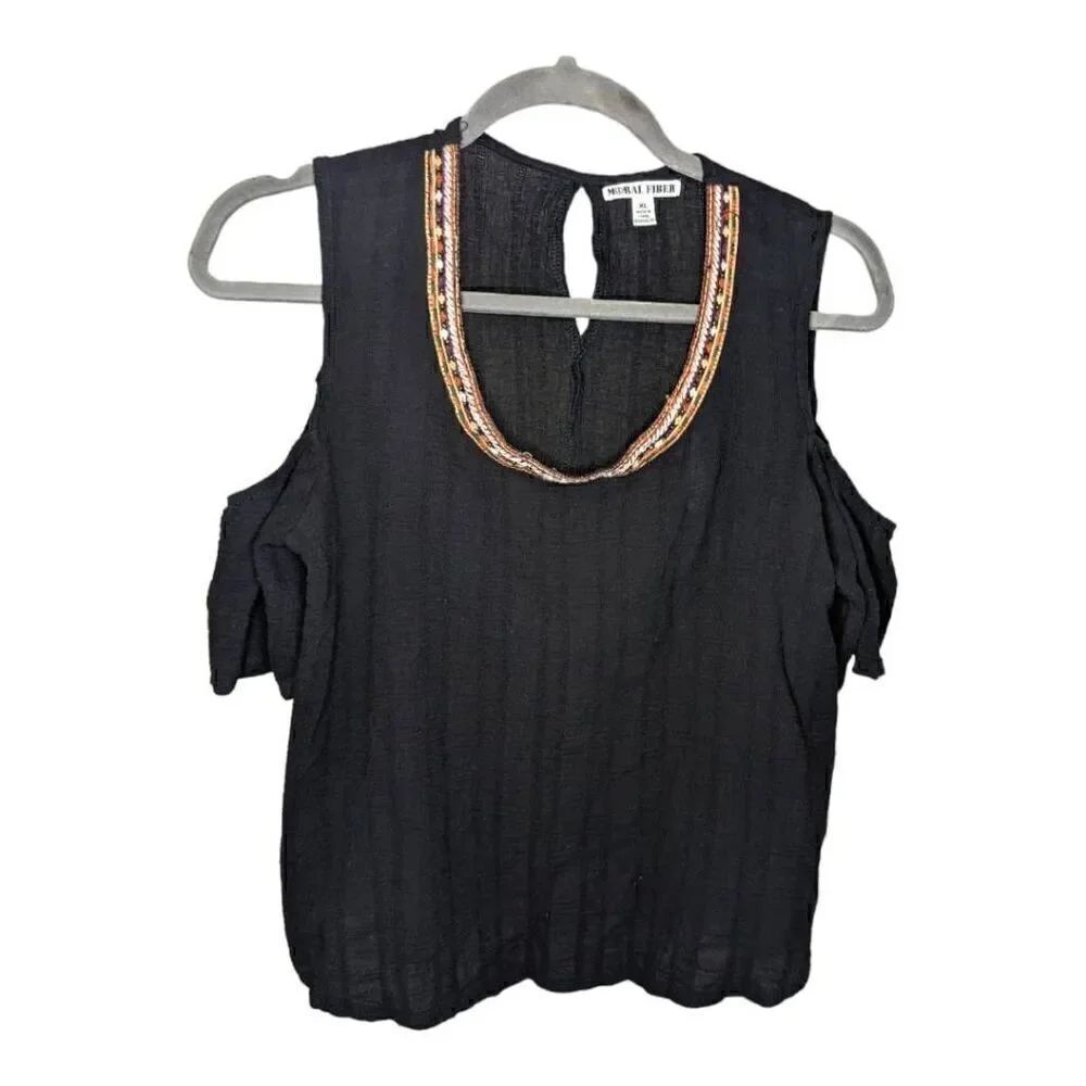 Moral Fiber Black Cold Shoulder with Knitted Detail on Scoop Neck Women's Extra